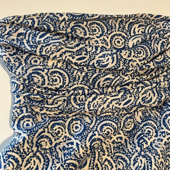 The Limited Blue and White Patterned Strapless Dress Size 4 - Picture 6 of 12